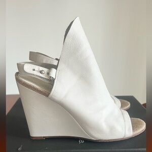Vince Kostel Wedges Slingback